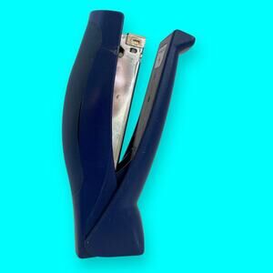 BOSTON Stapler The Ultimate Stand UP Stapler Blue, Hand Held, Works